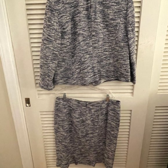 Blue Heathered Suit from Ann Taylor - Picture 4 of 6